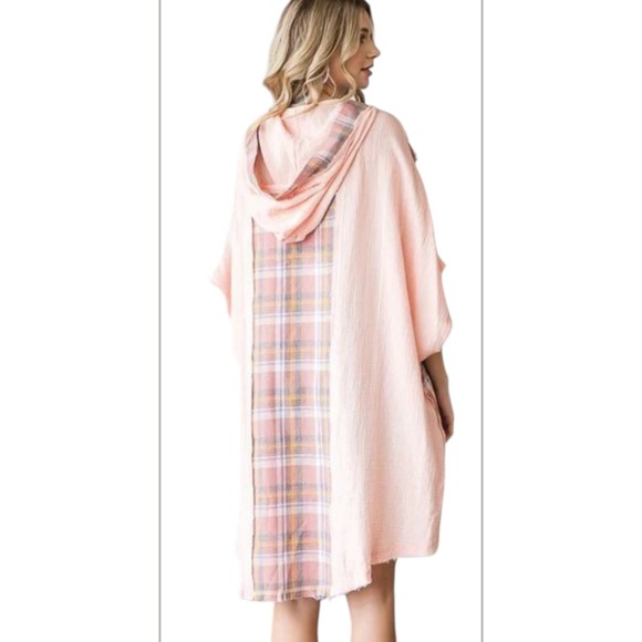 Hali & Oli Oversized Hooded Tunic with plaid Patchwork NWT - Picture 3 of 7